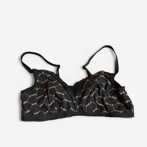 Black Fenty x Savage triangle bralette with triangle cups, adjustable straps 2x